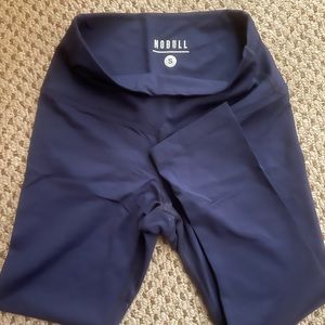 Navy blue matte leggings almost New condition!